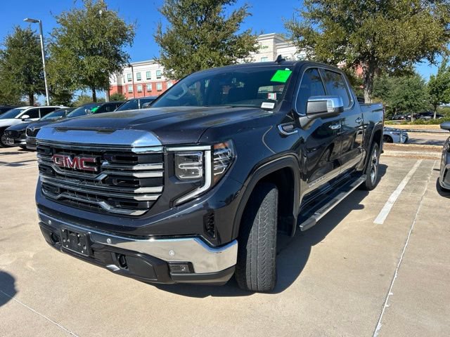 Used 2024 GMC Sierra 1500 SLT AWD/4WD image 10