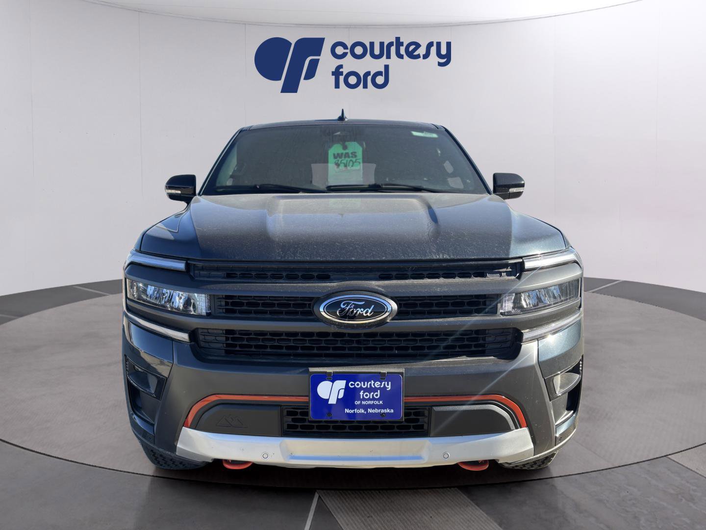 Used 2024 Ford Expedition Timberline image 2