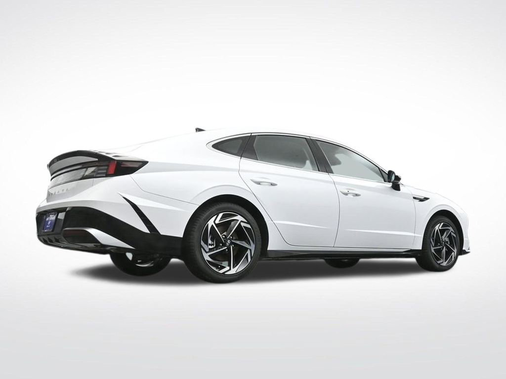 New 2026 Hyundai Sonata SEL FWD image 14