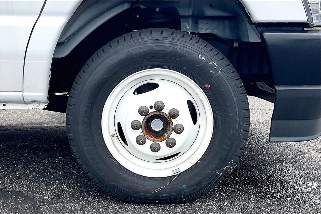 New 2024 Ford E-450 and Econoline 450 Super Duty w/ Driver's Safety Package image 12