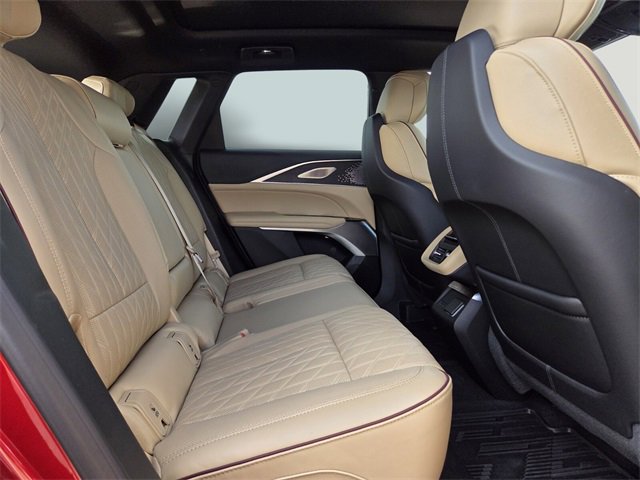 New 2025 Cadillac Lyriq Luxury image 15