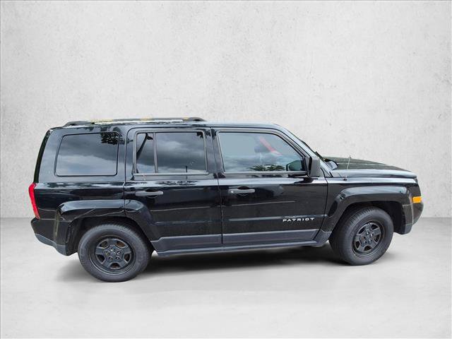 Used 2015 Jeep Patriot Sport FWD image 4