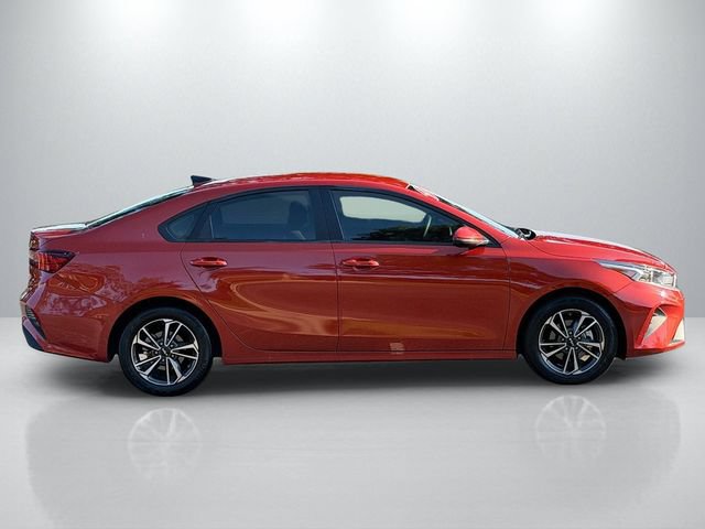 Certified 2024 Kia Forte LXS w/ LXS Technology Package FWD image 8