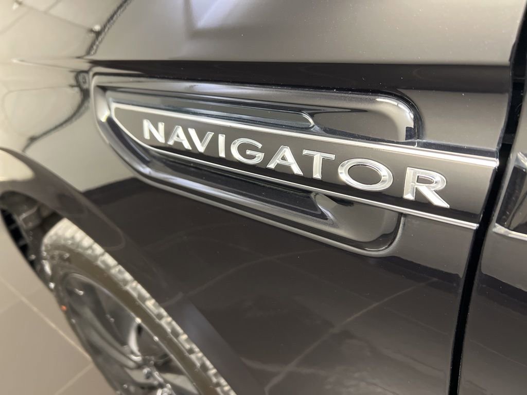 Used 2020 Lincoln Navigator Reserve w/ Equipment Group 208A Reserve image 42