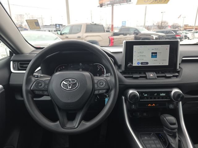 Used 2024 Toyota RAV4 LE image 11
