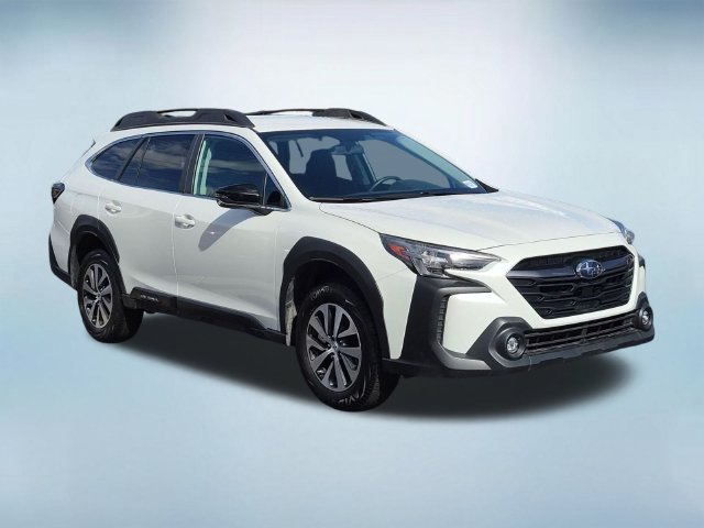 Used 2025 Subaru Outback Premium AWD/4WD image 9