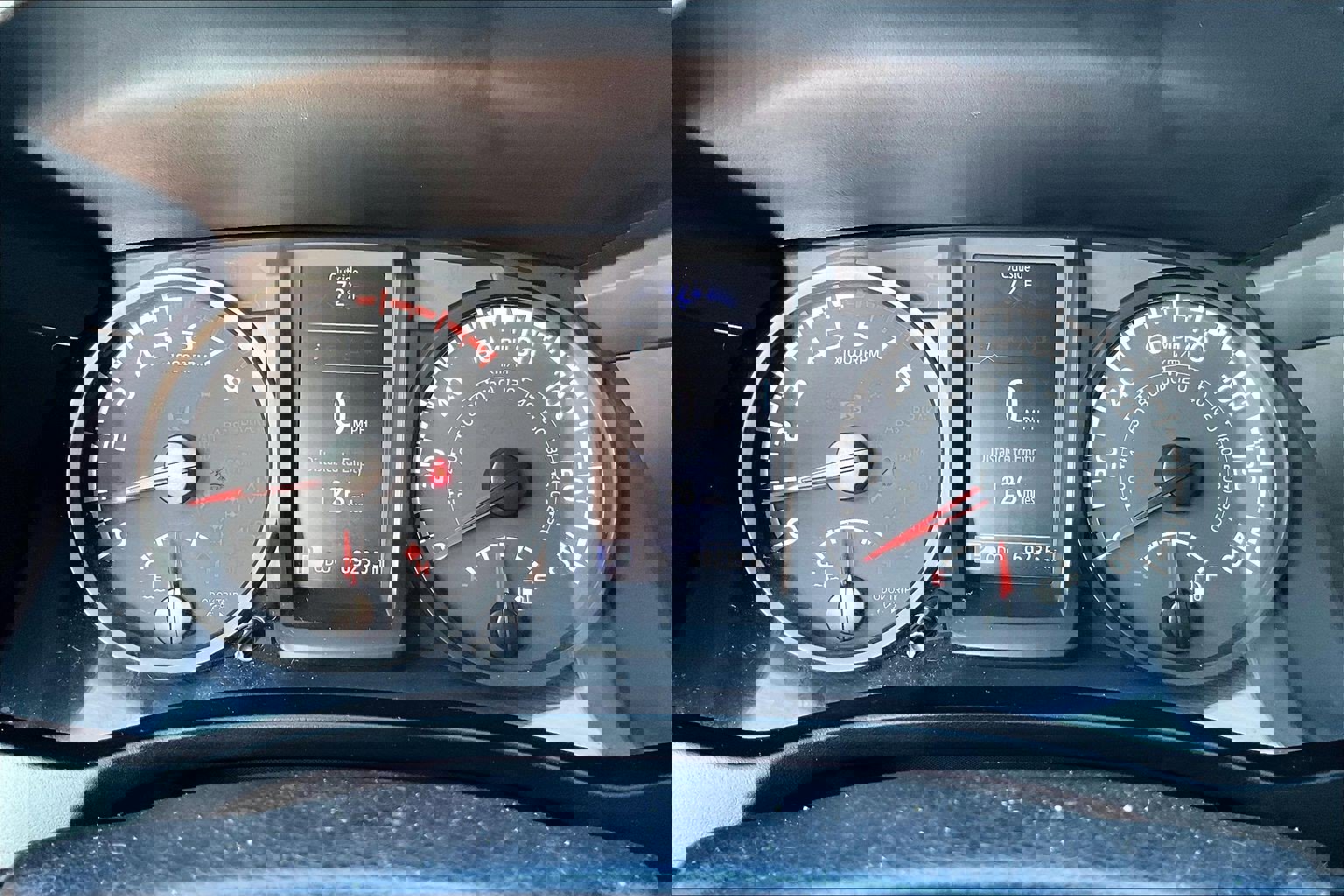 Used 2021 Toyota Tacoma SR w/ SX Package image 18