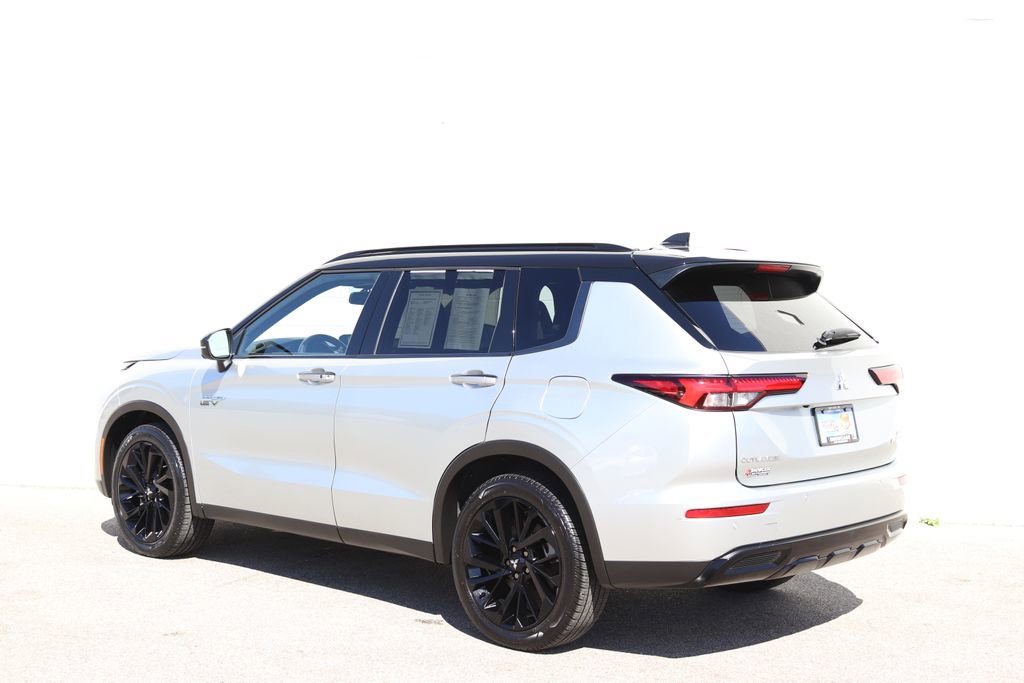 Used 2025 Mitsubishi Outlander SEL Black Edition AWD/4WD image 22
