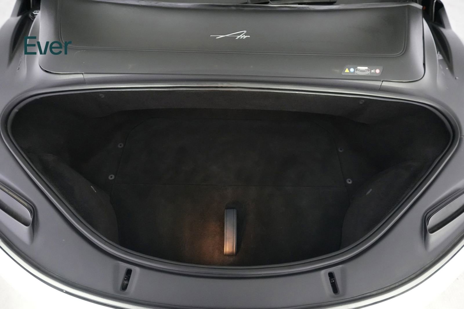 Used 2023 Lucid Air Grand Touring image 25