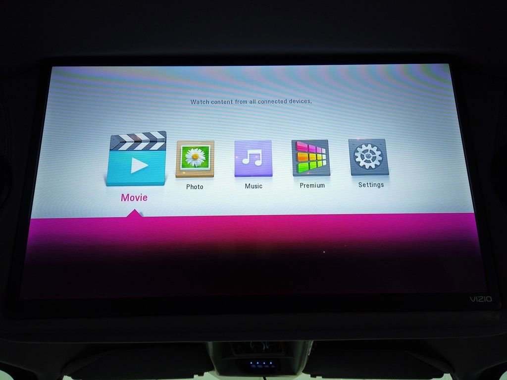 Used 2023 Chevrolet Express 2500 Extended image 45