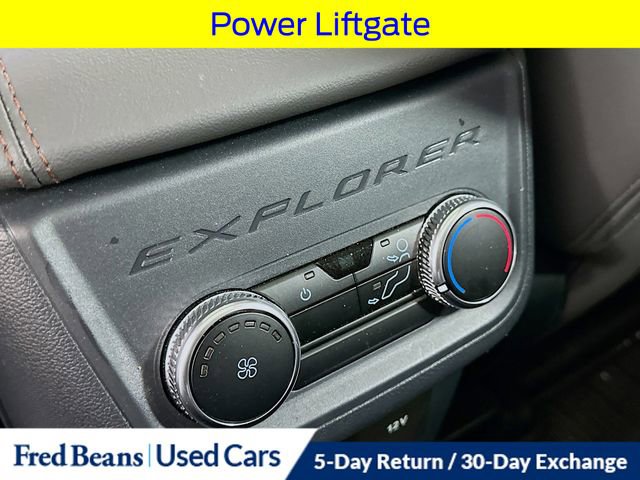 Certified 2025 Ford Explorer Active w/ Active Comfort Package image 32