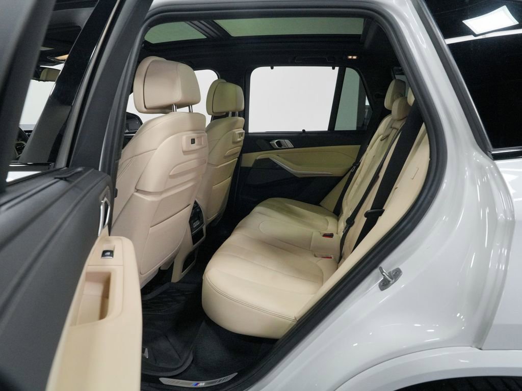 Used 2022 BMW X5 M50i w/ Executive Package AWD/4WD image 36