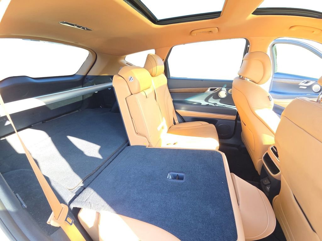 Used 2023 Genesis GV80 2.5T w/ Advanced Package image 18