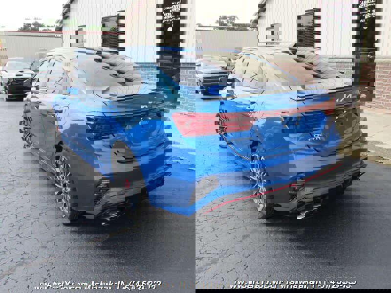 Used 2022 Kia Forte GT w/ GT Technology Package image 4