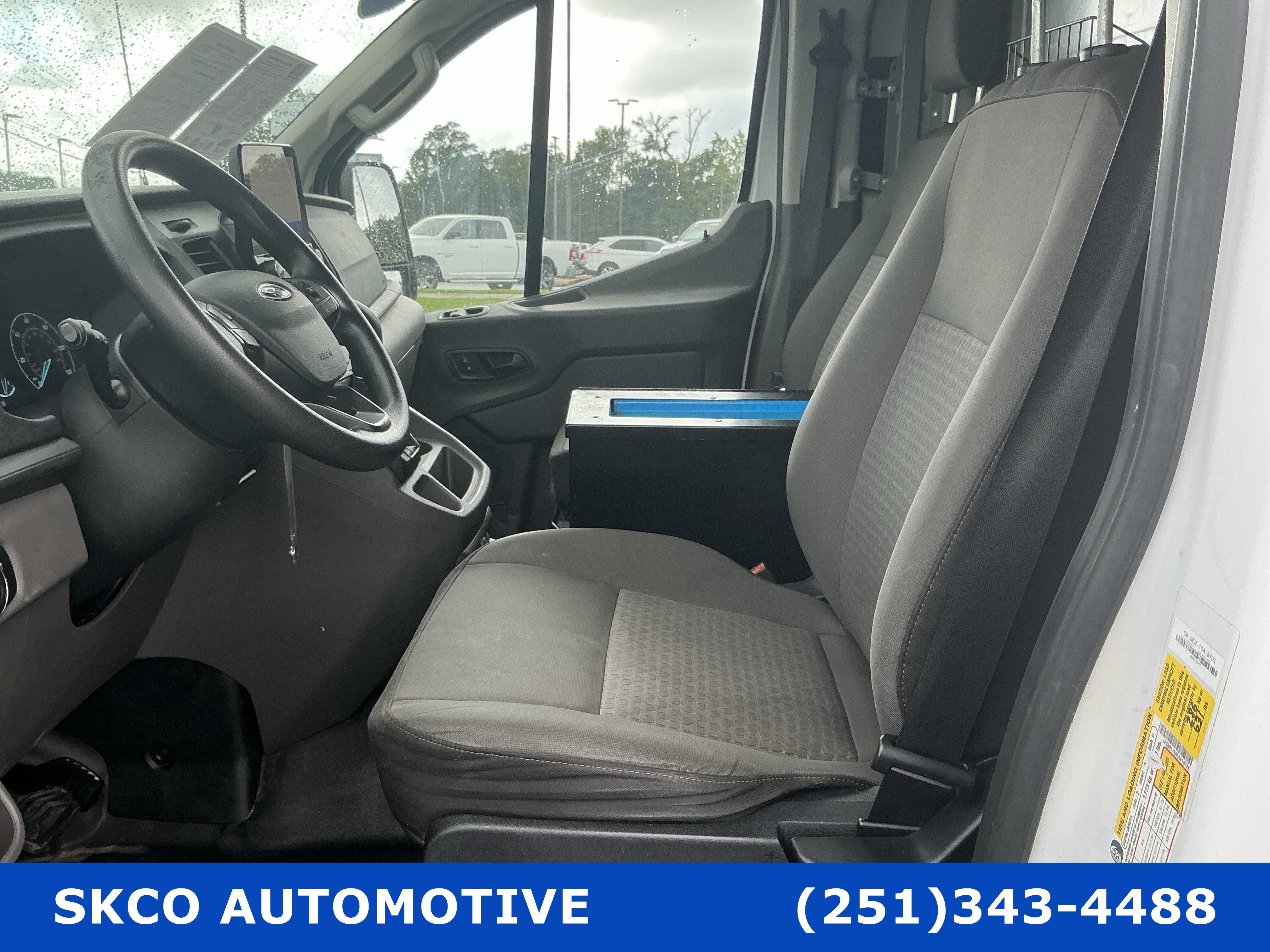 Used 2020 Ford Transit 250 Low Roof w/ Upfitter Package RWD image 11