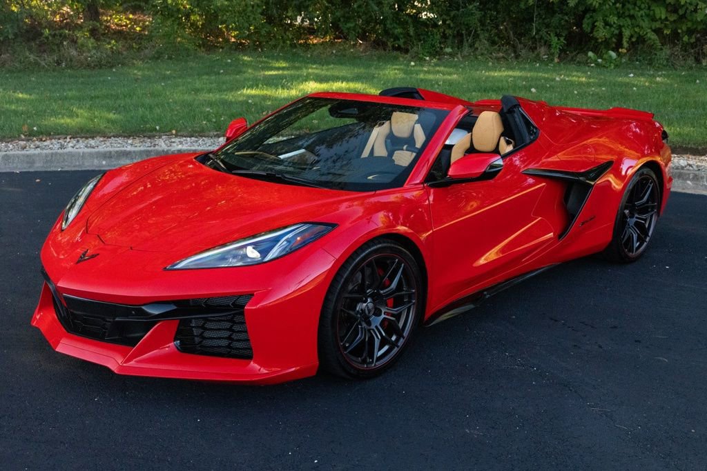 Used 2025 Chevrolet Corvette Z06 w/ Battery Protection Package image 29