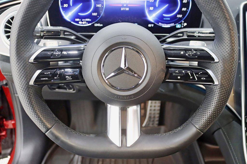 Used 2023 Mercedes-Benz EQE 500 4MATIC Sedan image 14