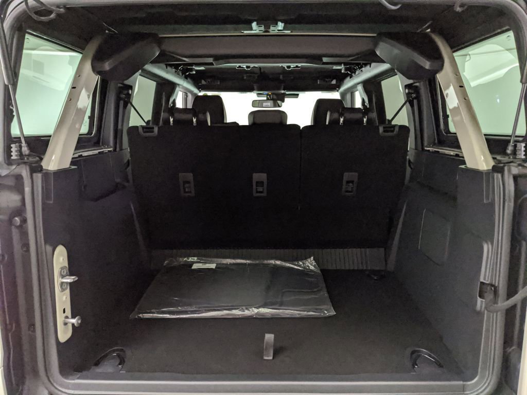 New 2025 Ford Bronco Outer Banks image 24