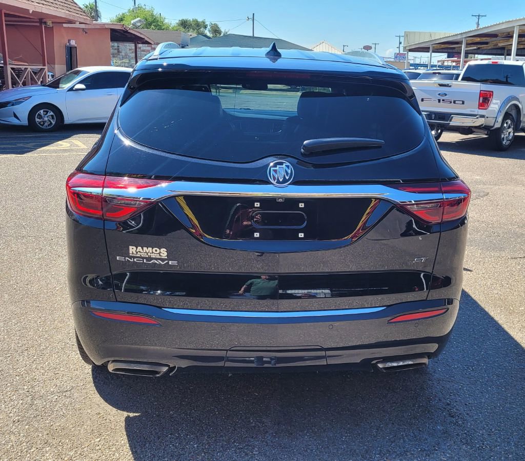 Used 2021 Buick Enclave Essence w/ Sport Touring Edition image 5