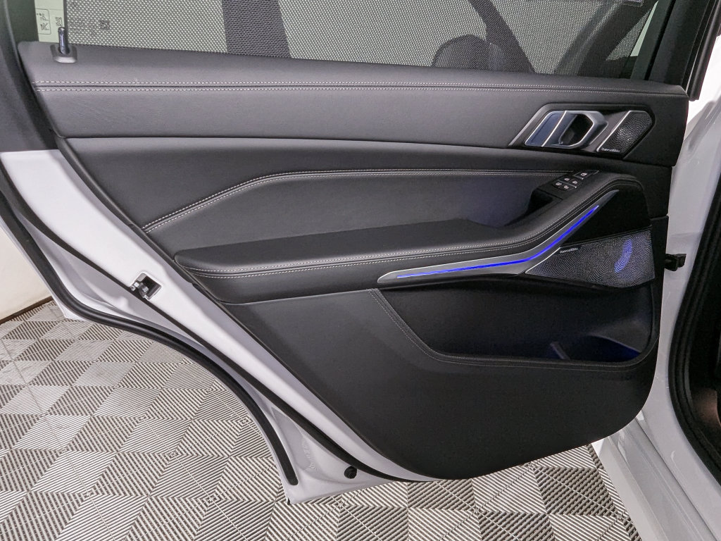 Used 2026 BMW ALPINA XB7 AWD/4WD image 54