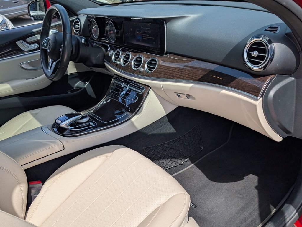 Used 2019 Mercedes-Benz E 300 image 16