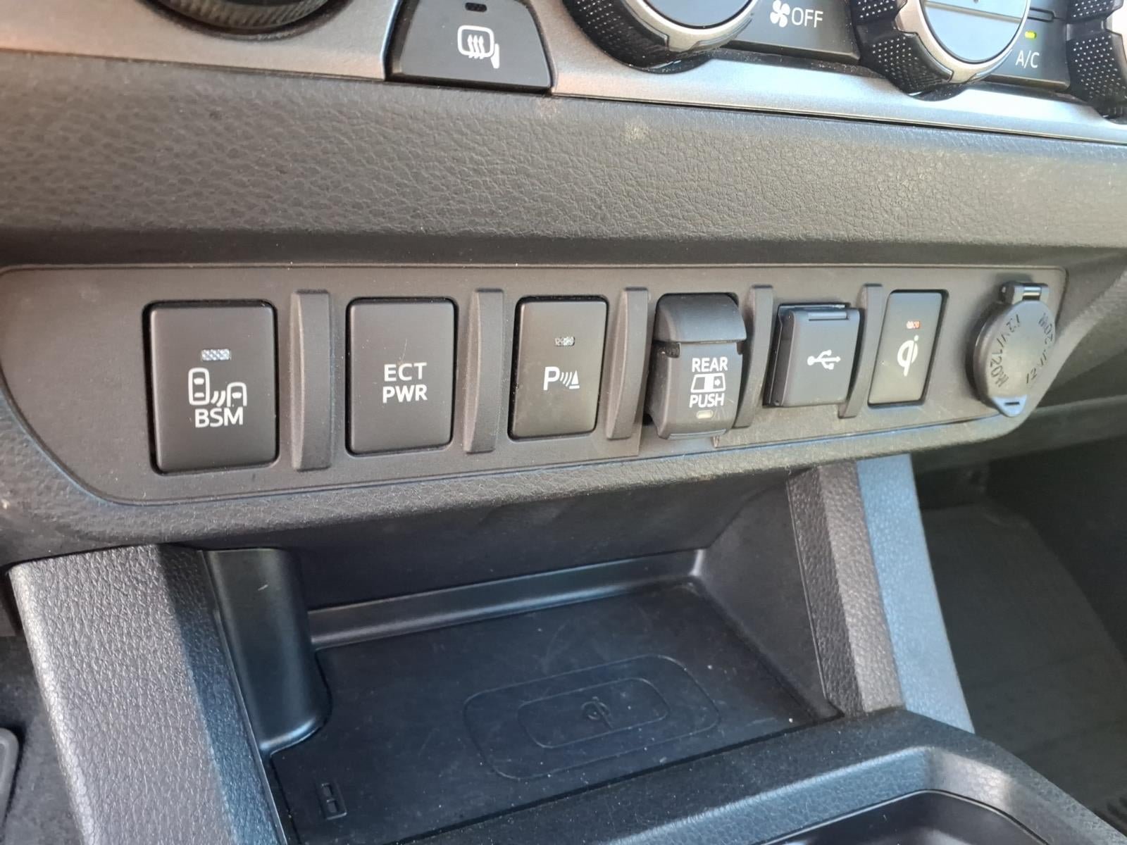 Used 2023 Toyota Tacoma TRD Off-Road w/ Technology Package AWD/4WD image 22