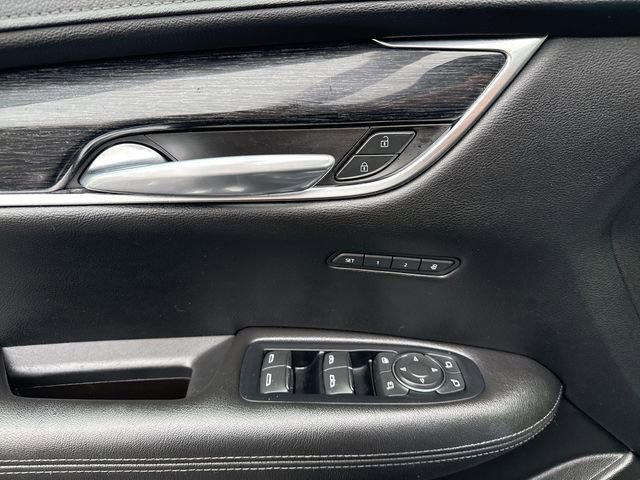 Used 2022 Cadillac XT5 Premium Luxury image 15