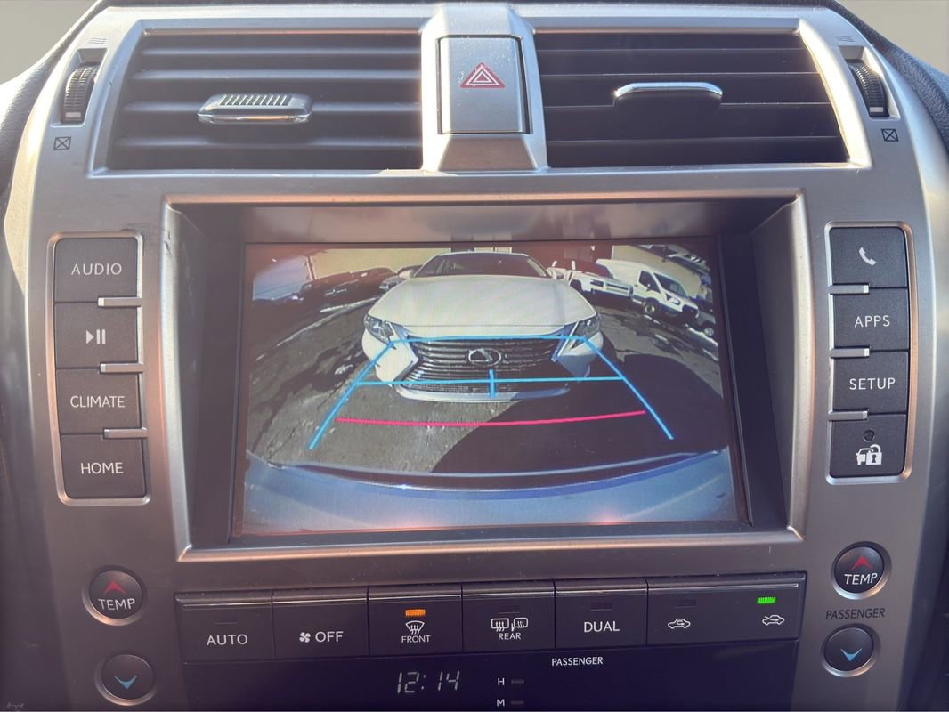Used 2019 Lexus GX 460 image 16
