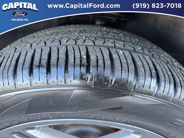 Certified 2025 Ford Explorer ST-Line w/ Premium Package AWD/4WD image 13