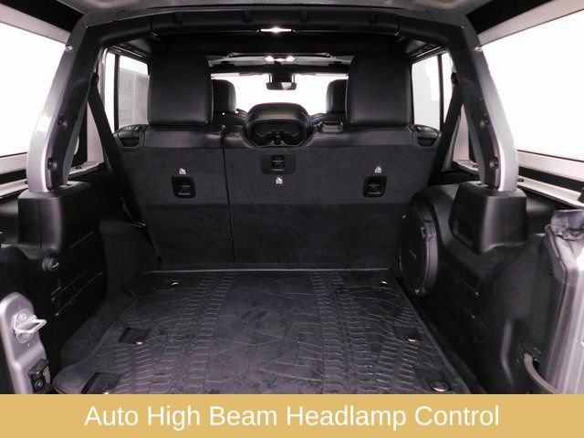 Used 2021 Jeep Wrangler Unlimited Sahara image 18