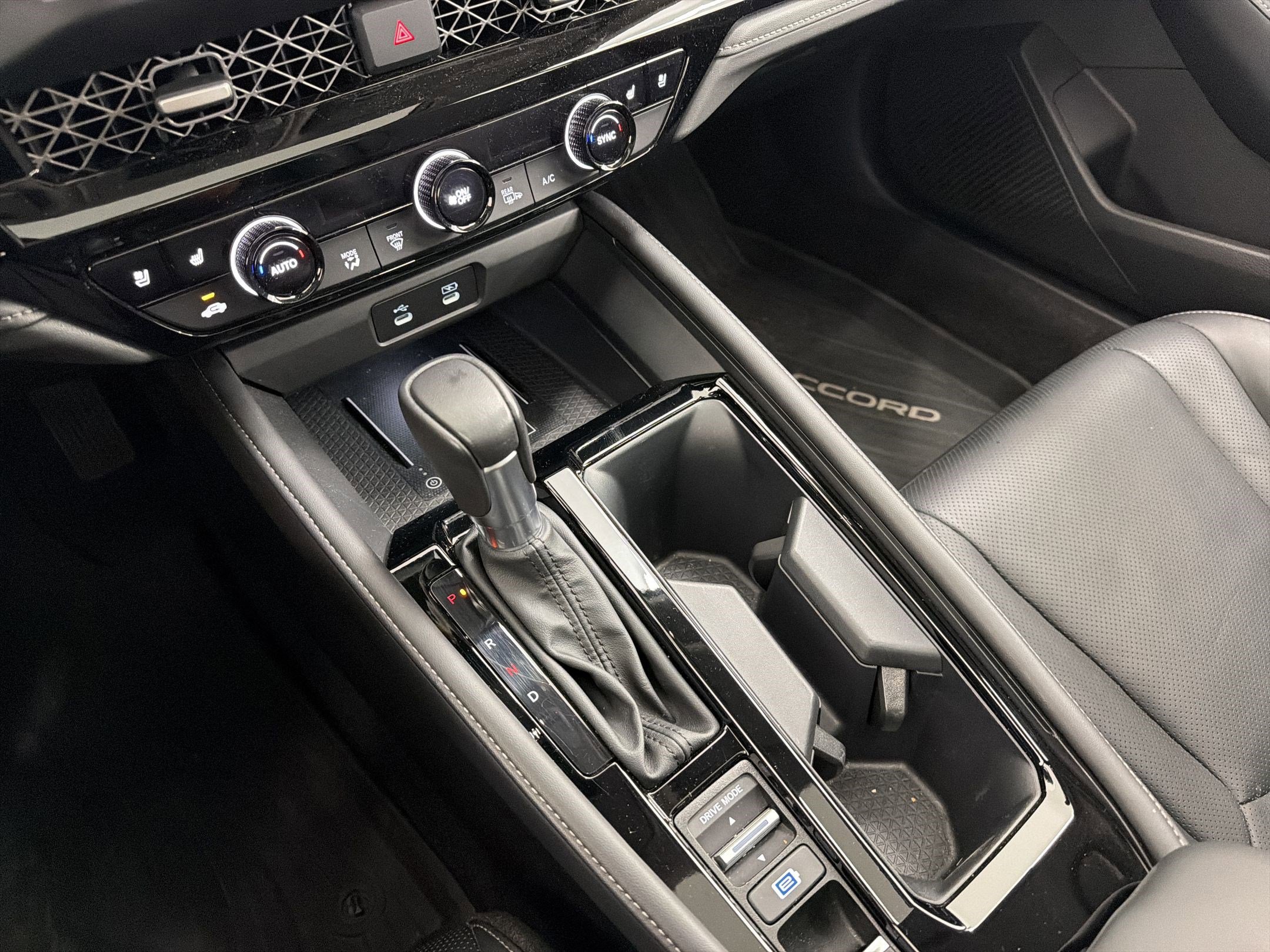 Used 2024 Honda Accord Touring image 17