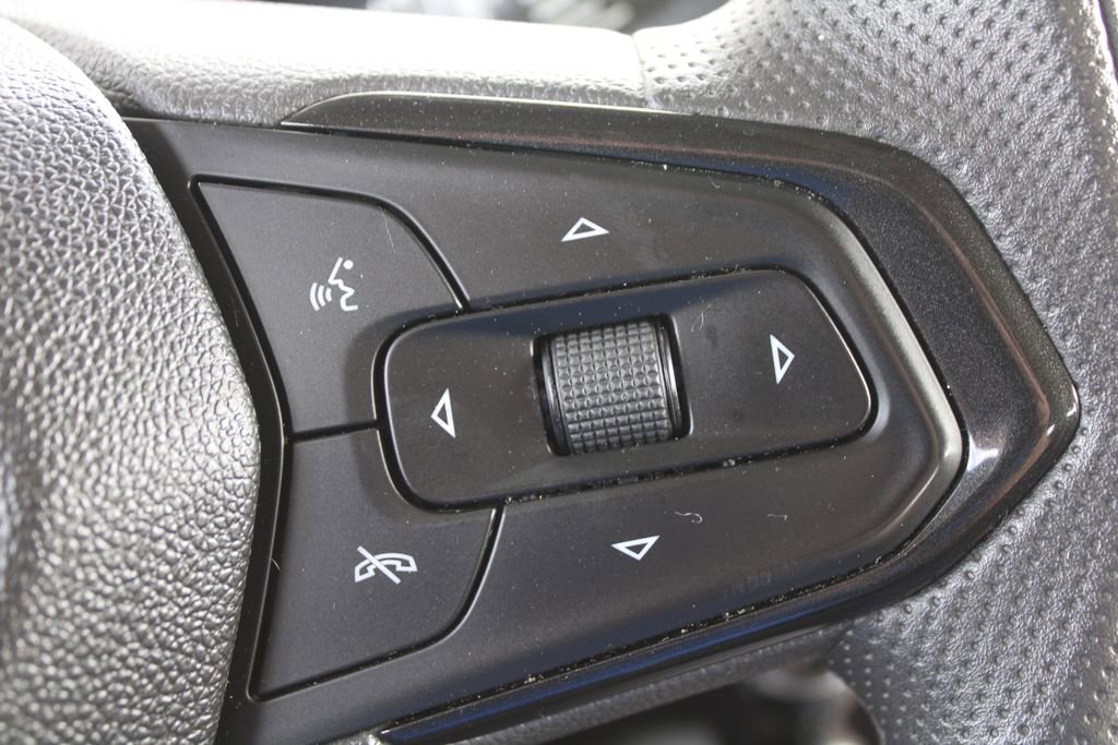 Used 2021 Chevrolet TrailBlazer LS image 30