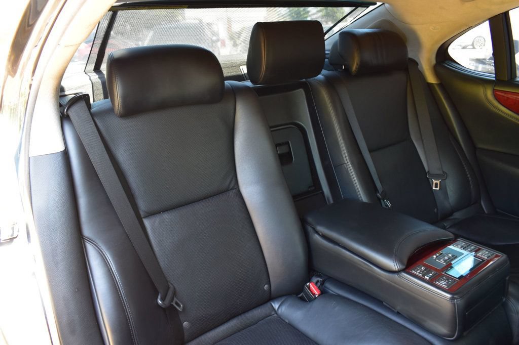 Used 2011 Lexus LS 460 L w/ Rear Seat Upgrade Pkg AWD/4WD image 18