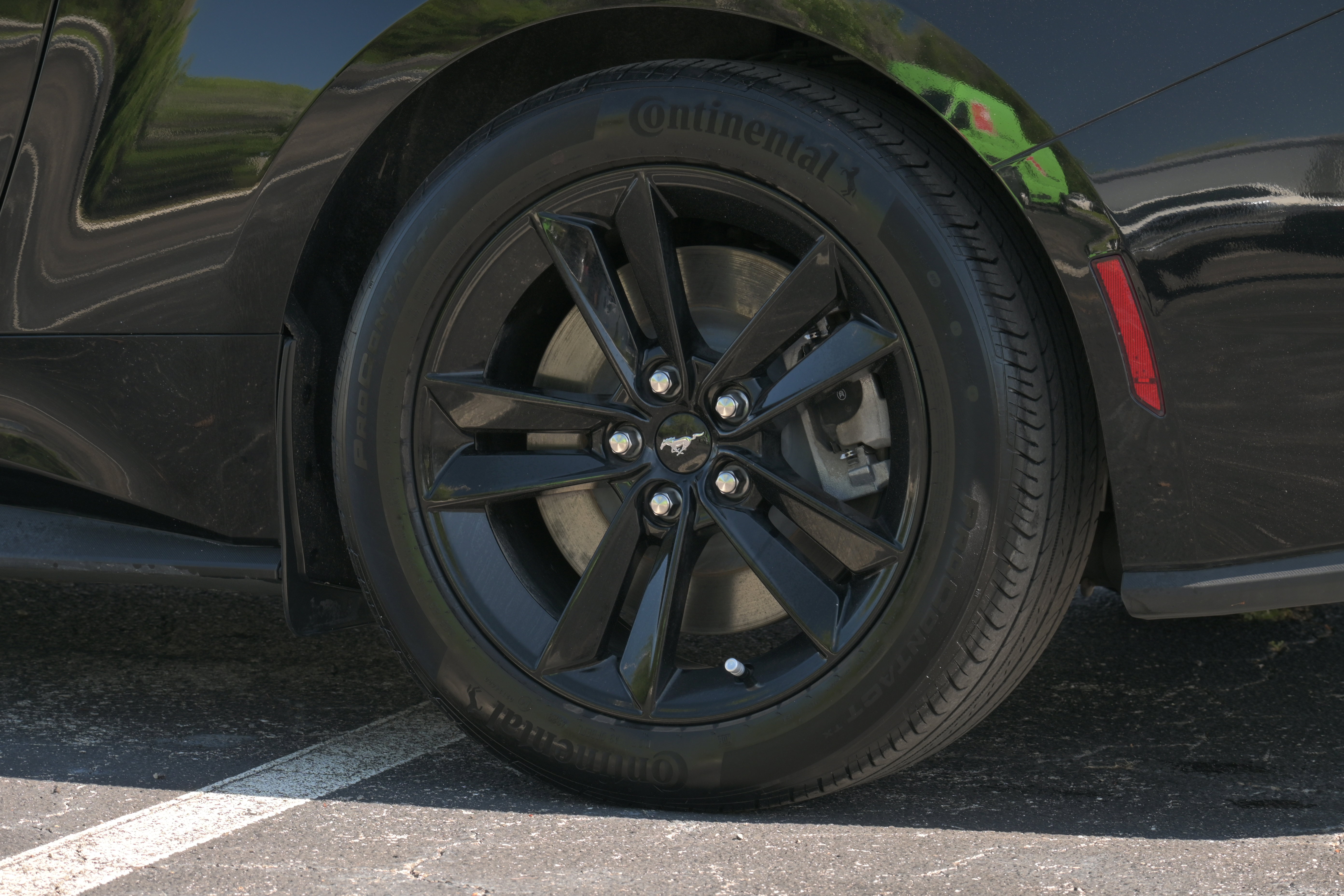 Used 2024 Ford Mustang GT RWD image 38