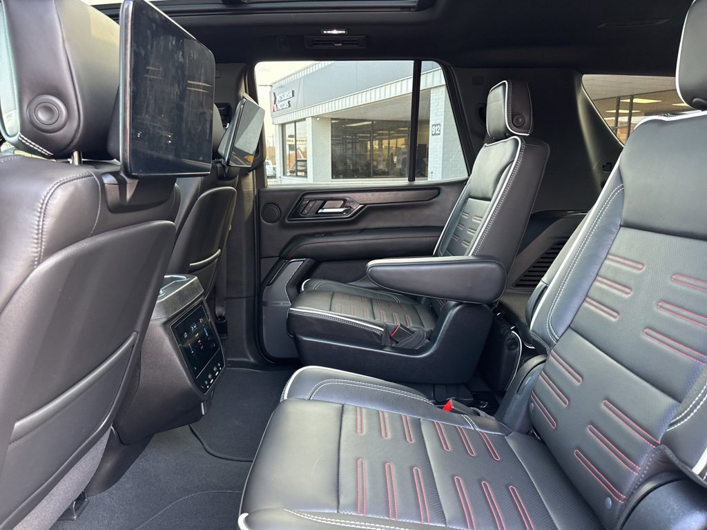 Used 2025 GMC Yukon AT4 Ultimate image 43