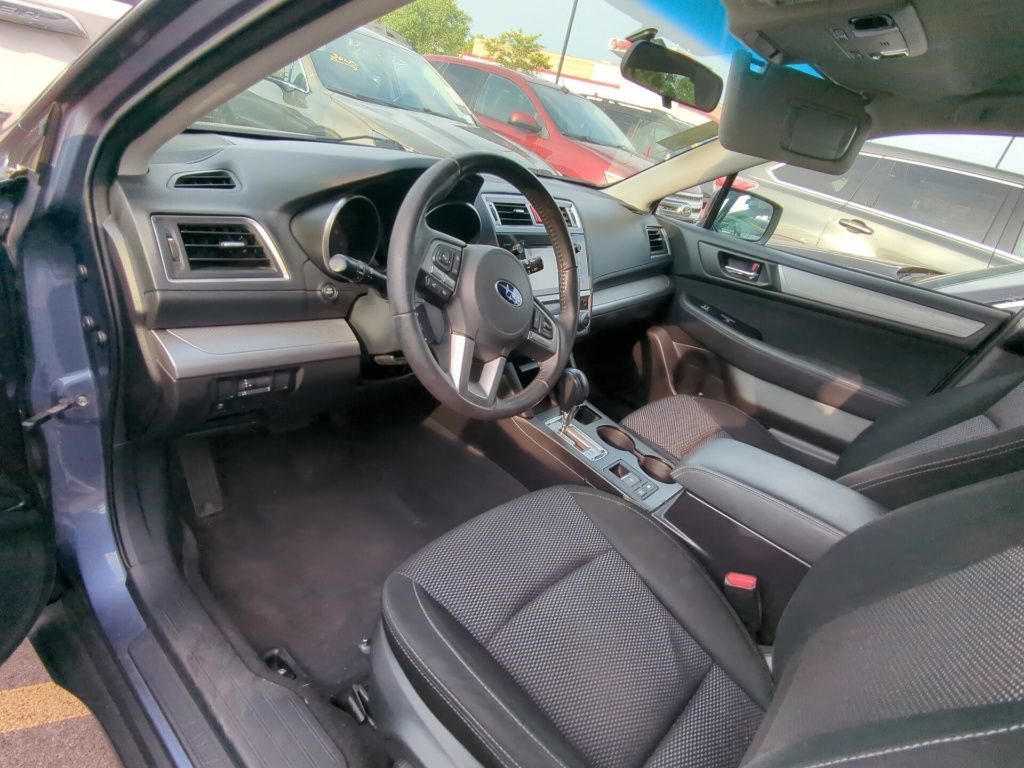 Used 2017 Subaru Outback 2.5i Premium AWD/4WD image 7