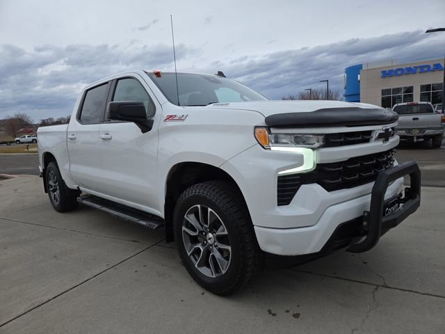 Used 2023 Chevrolet Silverado 1500 RST image 1