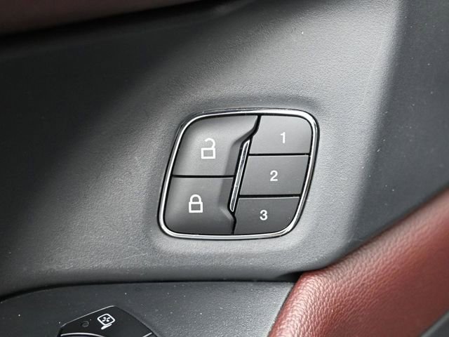 Used 2023 Ford Expedition Max Limited image 16