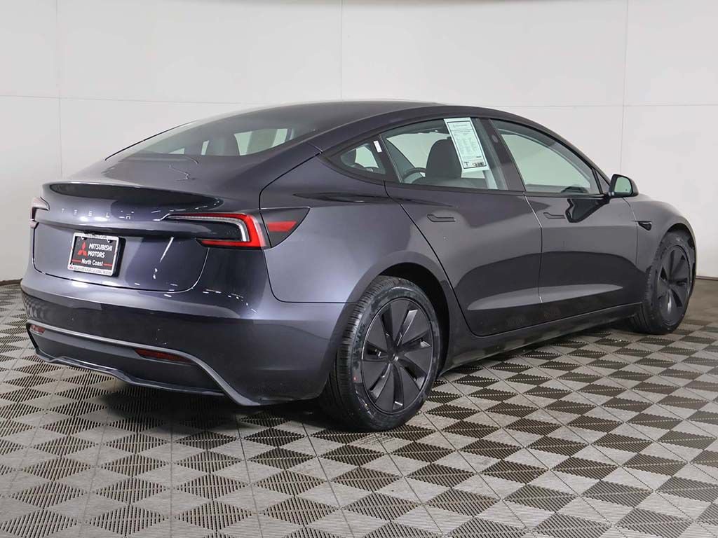 Used 2025 Tesla Model 3 Long Range RWD image 13