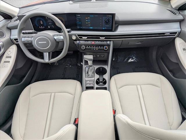 New 2025 Hyundai Sonata SE FWD image 15