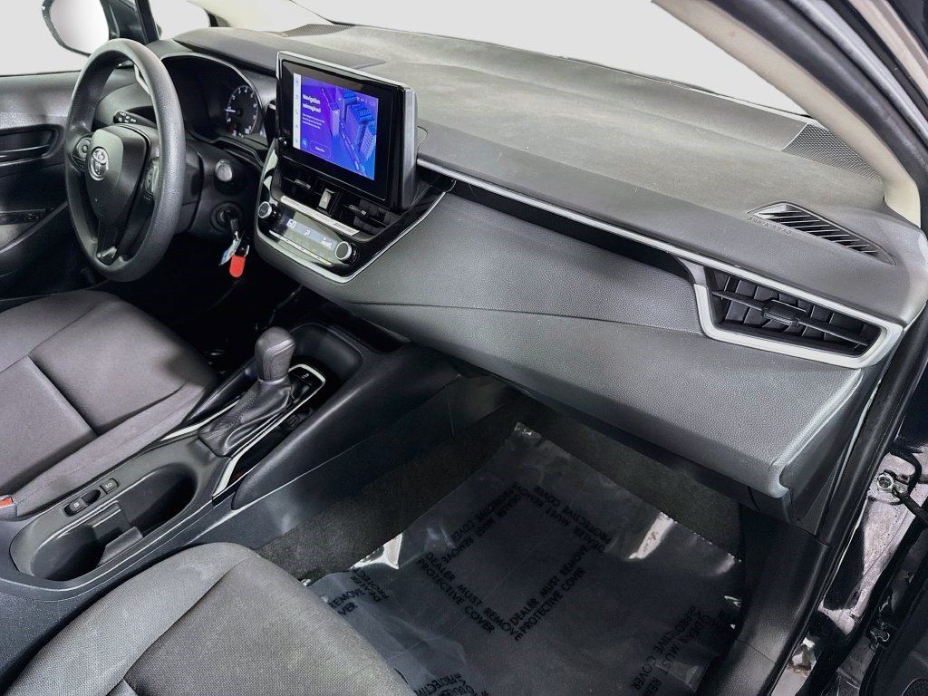 Used 2024 Toyota Corolla LE FWD image 28