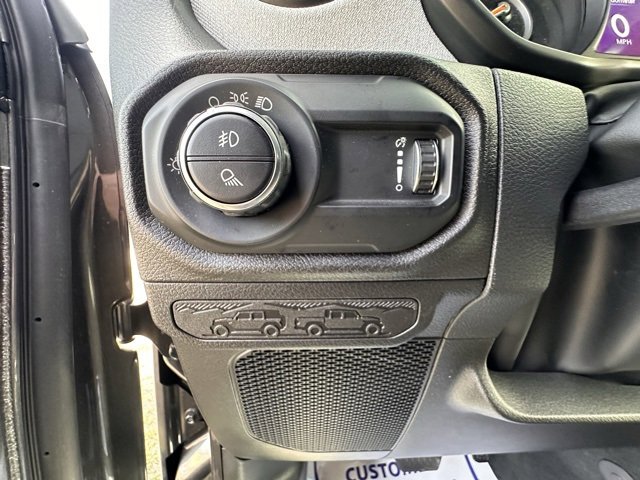 New 2025 Jeep Gladiator Sport image 19