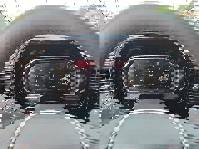 New 2026 GMC Sierra 1500 SLT image 14