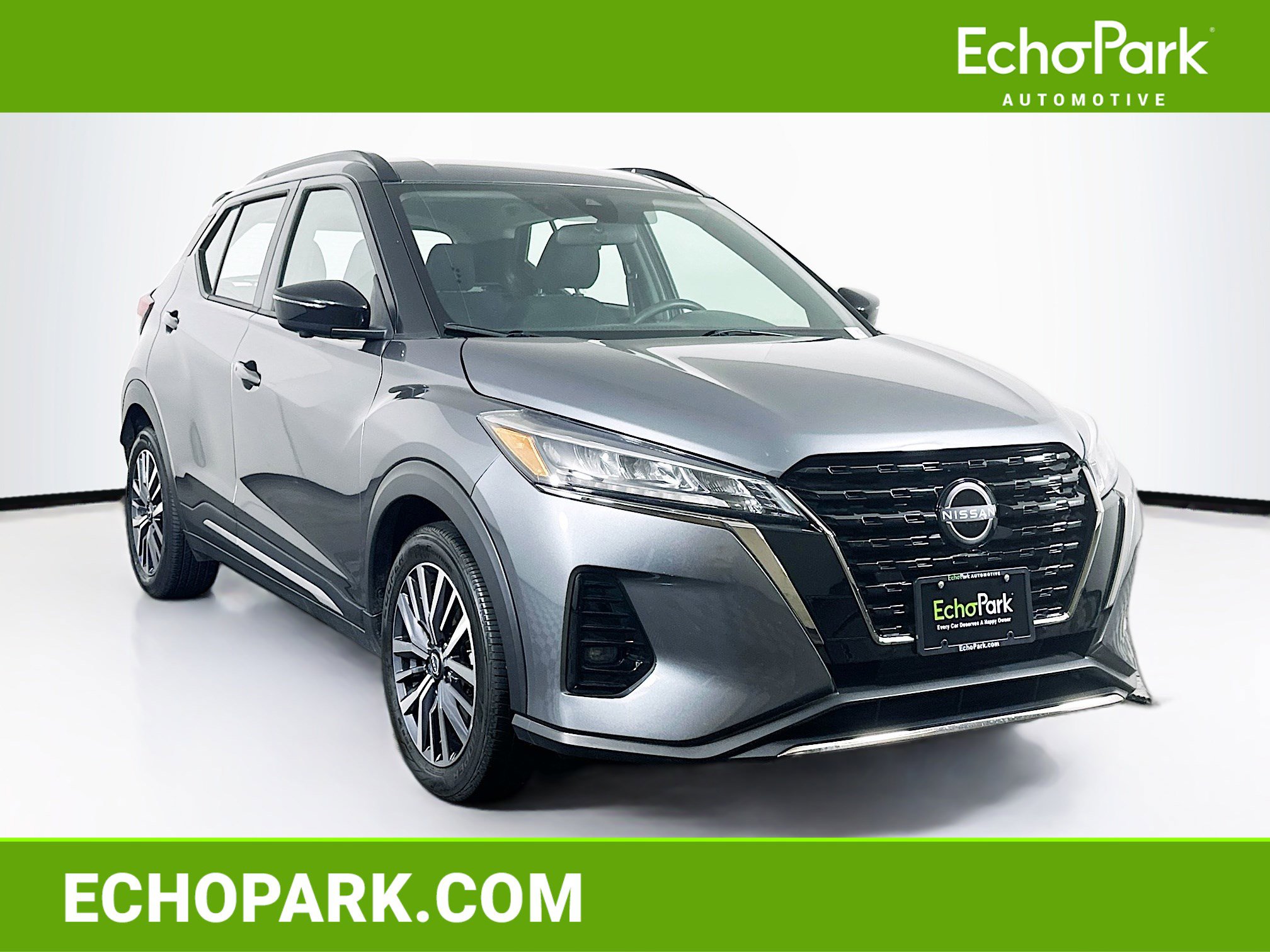 Used 2024 Nissan Kicks SR video 1