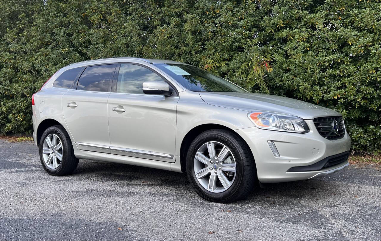 Used 2017 Volvo XC60 T5 Inscription w/ Advanced Package AWD/4WD image 10
