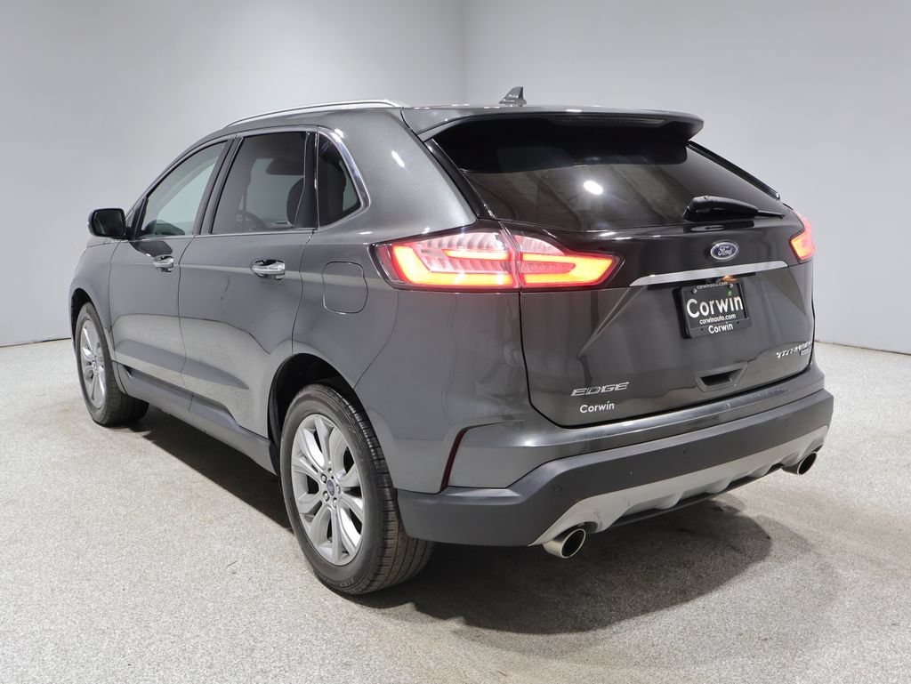 Used 2019 Ford Edge Titanium w/ Cold Weather Package AWD/4WD image 5