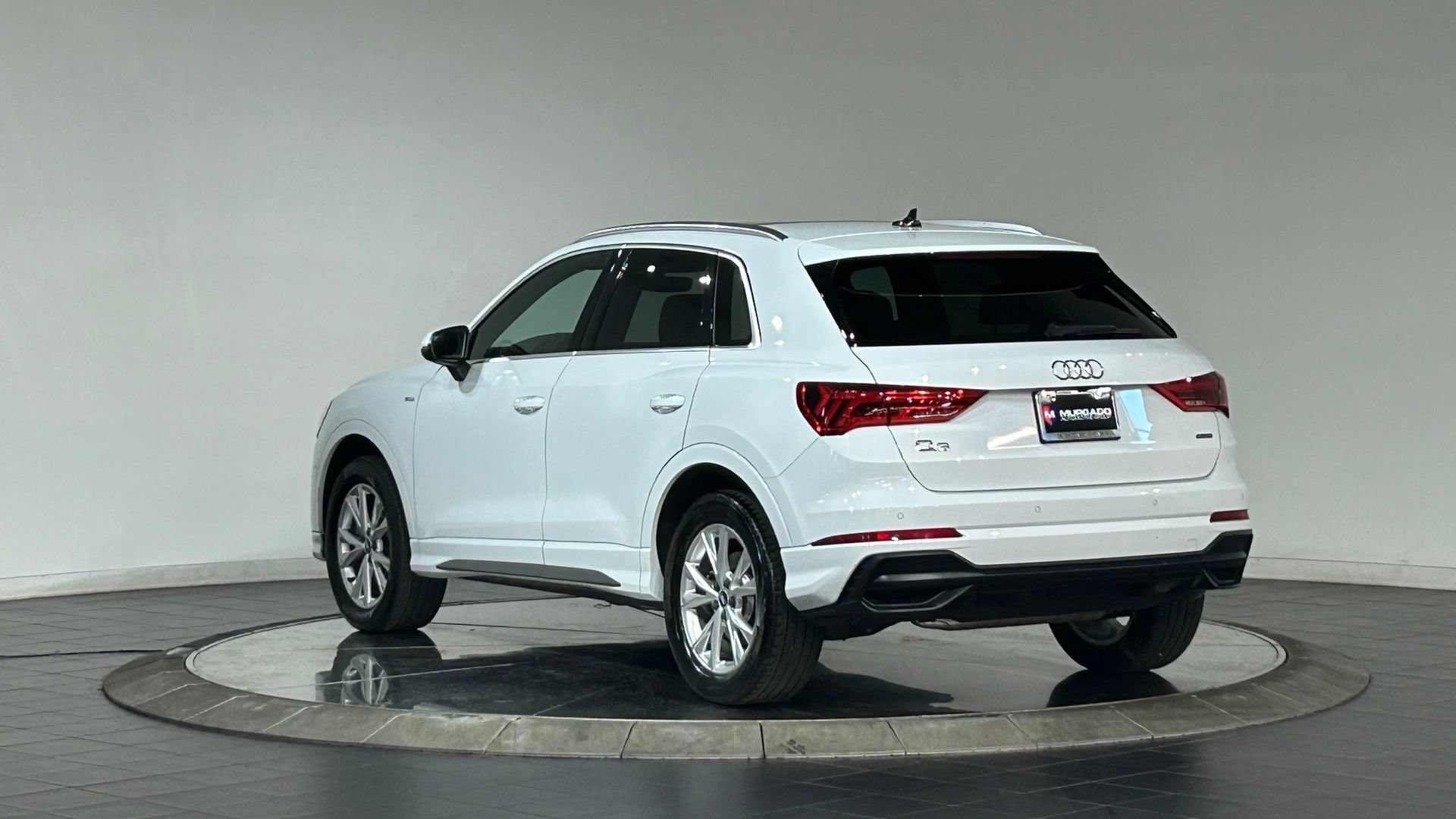Used 2021 Audi Q3 2.0T Premium Plus w/ Premium Plus Package AWD/4WD image 7