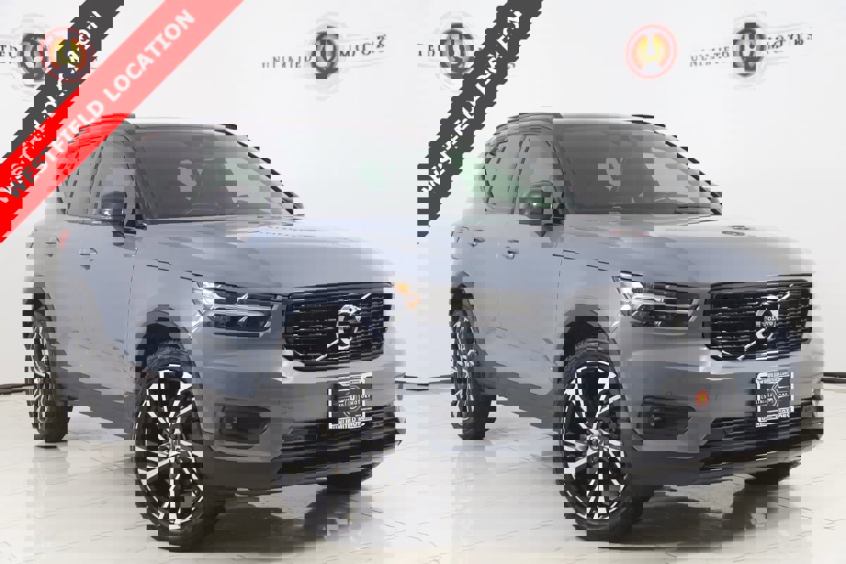 Used 2020 Volvo XC40 T5 R-Design