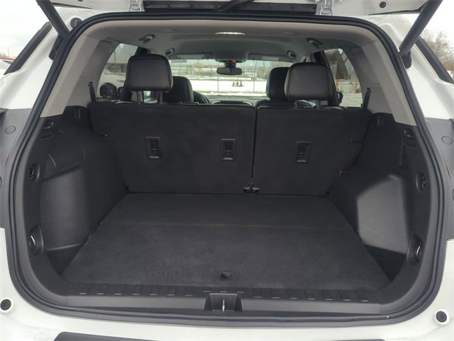 Used 2021 GMC Terrain SLT image 23