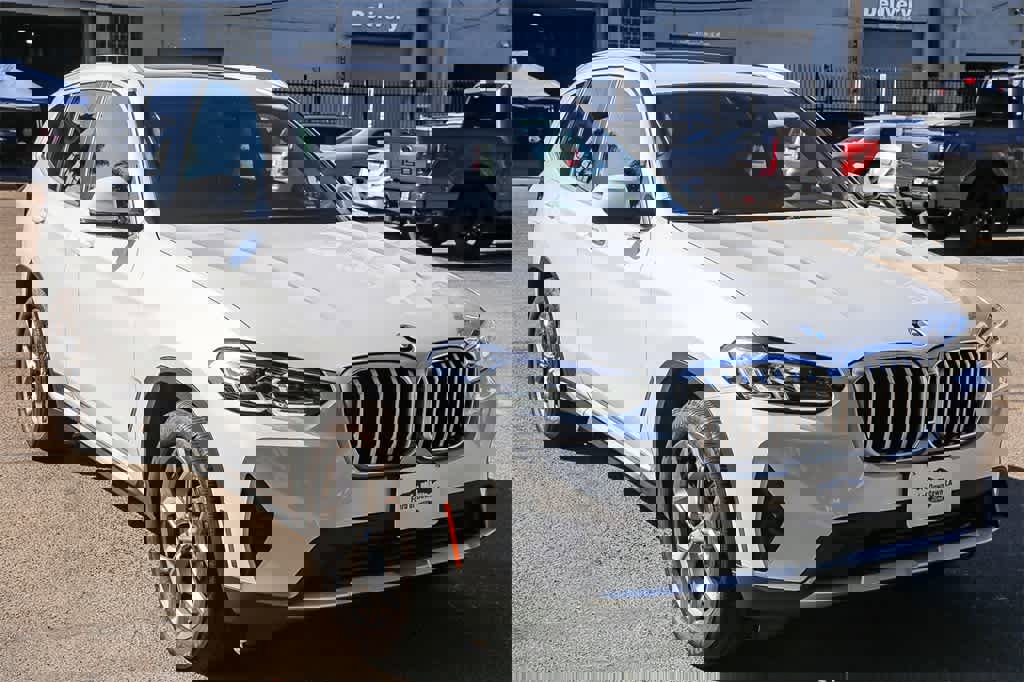 Used 2022 BMW X3 sDrive30i w/ Premium Package 2 image 3